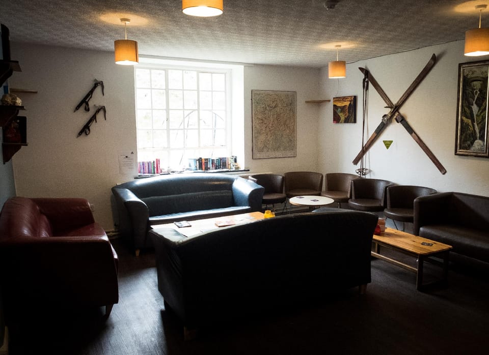 Shared lounge/TV area