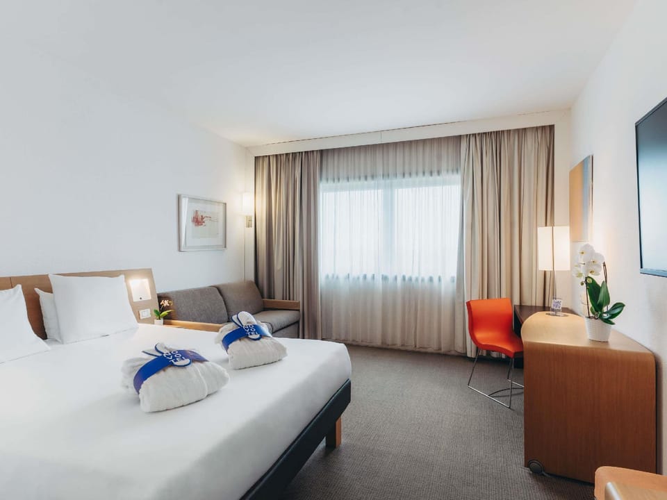 Guestroom