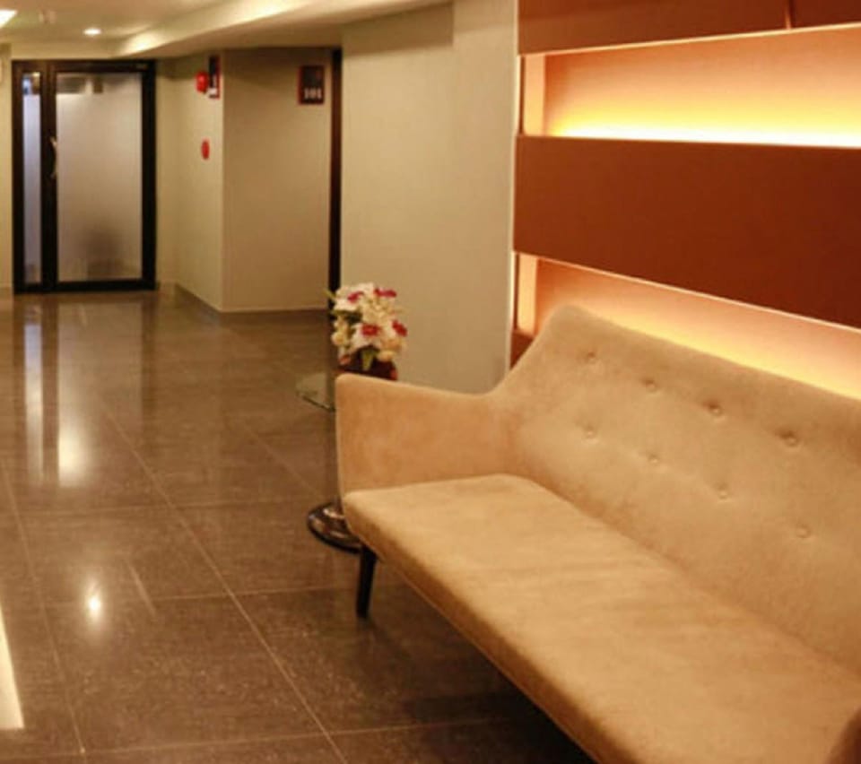 The Bangkok Major Suite Hotel in Bangkok