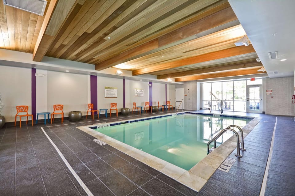 Home2 Suites by Hilton Blue Ash Cincinnati Hotel in Blue Ash