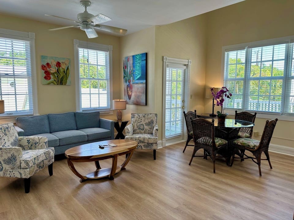 Douglas House Adult Only Inn in Key West