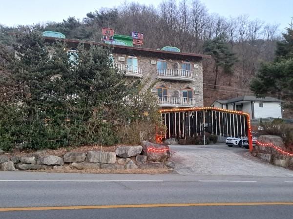 Geochang Orange Motel in South Korea