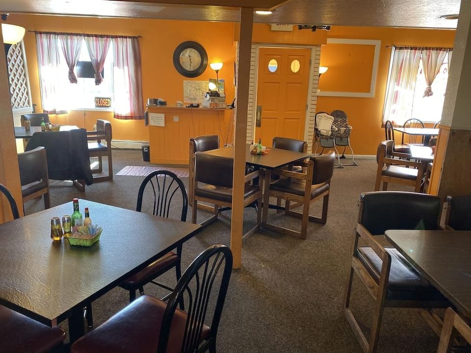 Dunes Inn Hotel in Alamosa