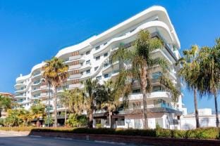 Exclusive apartment in estepona center. Infinity Hotel in Estepona