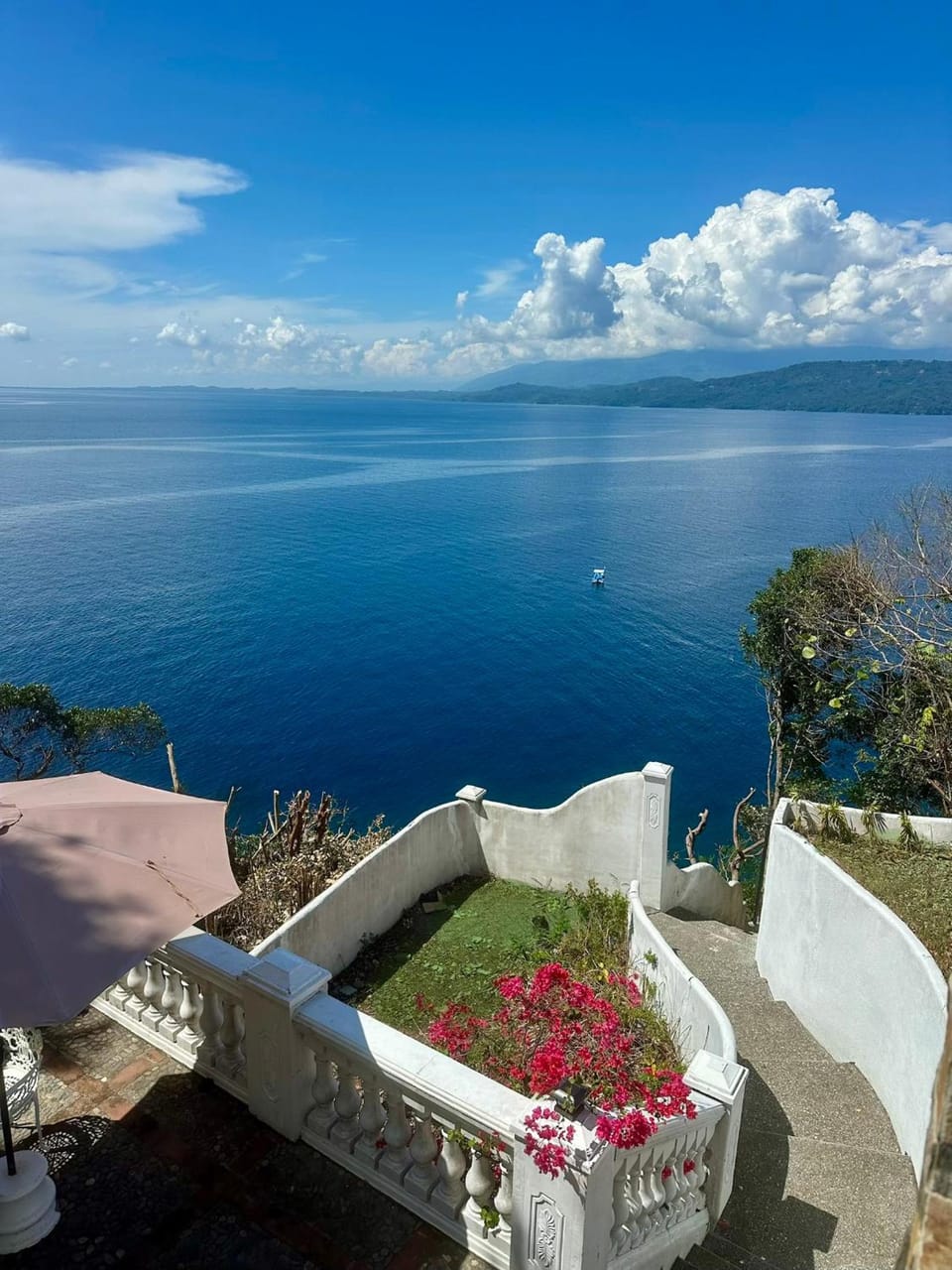 Casa Del Faro Hotel in Puerto Galera