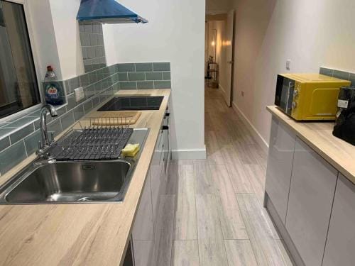 33 Hughenden Drive Hotel in Leicester