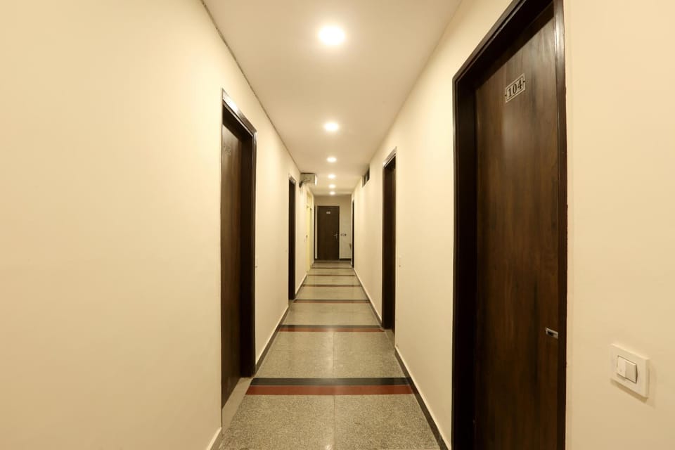 Green Lotus Sai International Hotel in Delhi