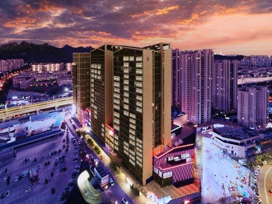LUOLAI  J'aDORE Hotel in Qingdao