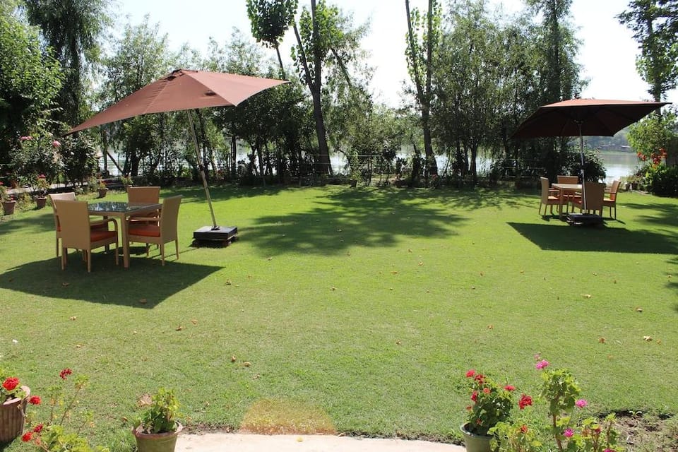 Nigeen Lake View Resort Resort in India