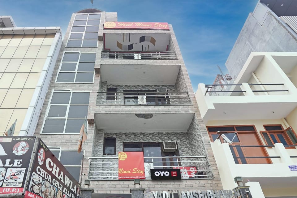Hotel O Sai Residency Hotel in Noida