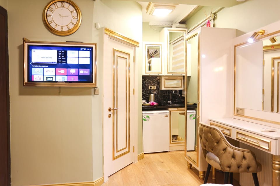 WHITEMOON HOTEL SUITES Apartment hotel in Istanbul