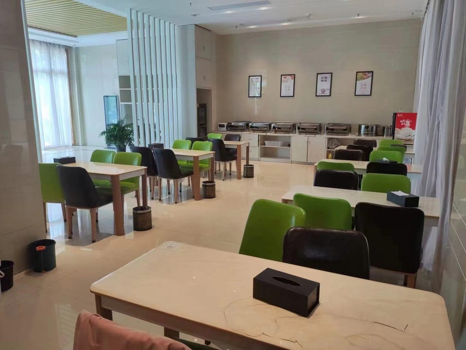 GreenTree Inn Hefei Lujiang County NO.1 Jin Street Express Hotel Hotel in Jiangsu