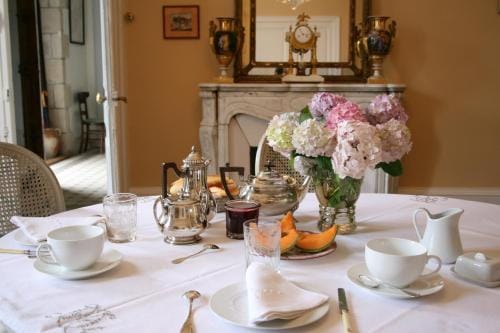 Bruce Castle Hotel in Normandy