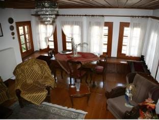 Kallisto Traditional Guesthouse Hotel in Litochoro