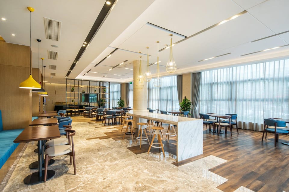 Holiday Inn Express Shaoxing Paojiang By IHG Hotel in Hangzhou