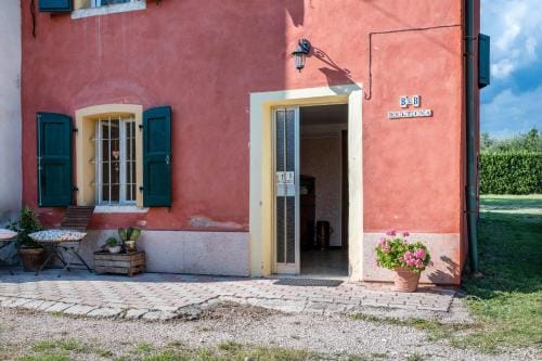 La casa di Delfina Hotel in Lake Garda