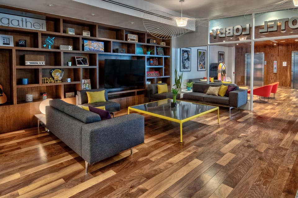Hotel Indigo Memphis Downtown By IHG Hotel in Mud Island