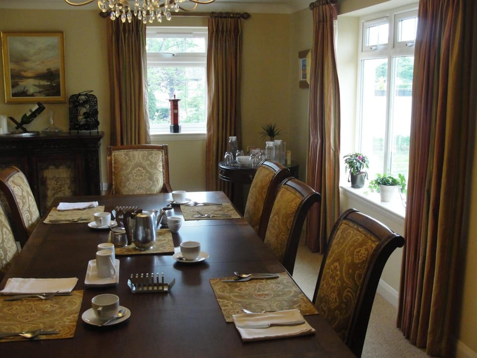 Dunroamin Hotel in Scotland