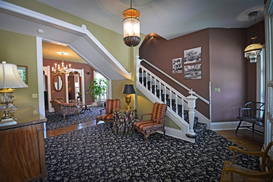 Grant Street Inn - Bloomington Inn in Bloomington