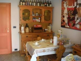 Bed And Breakfast Arcobaleno Hotel in Bologna