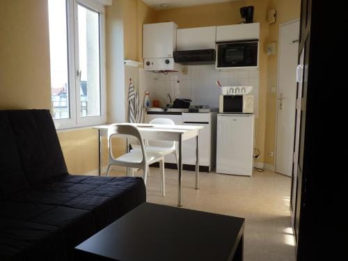 Residence Honore de Balzac Hotel in Brest