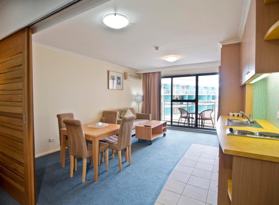 Oaks The Entrance Waterfront Suites Apartment hotel in The Entrance