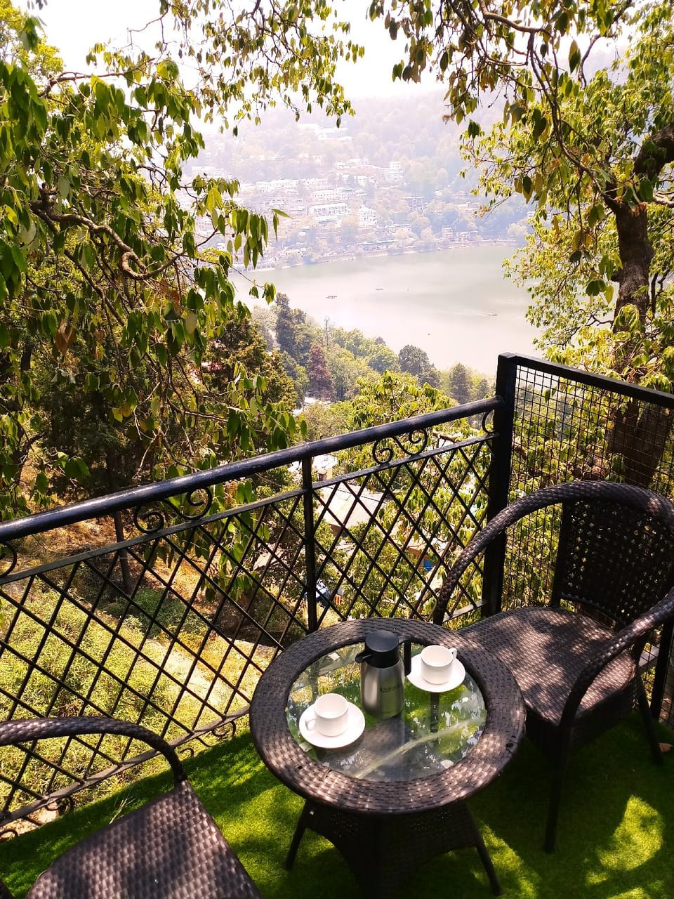 Hotel Mount N Lake Hotel in Uttarakhand