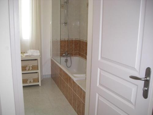 Chambres d'Hotes la Raspeliere Hotel in Cabourg