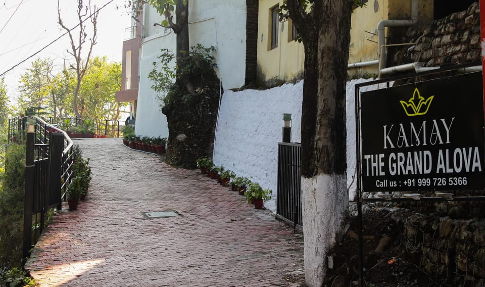 Kamay The Grand Alova Hotel in Rishikesh