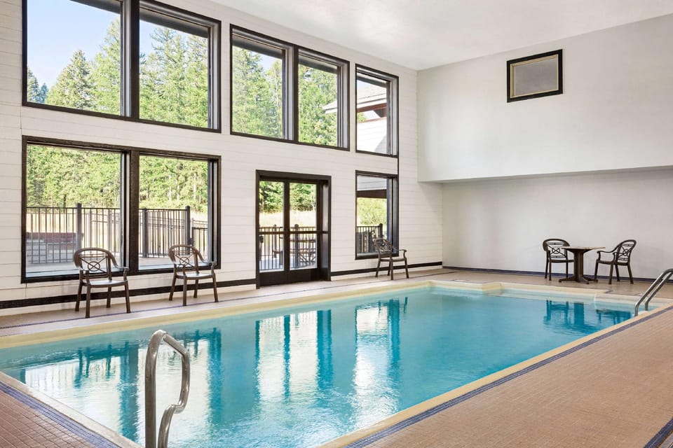 Baymont By Wyndham Whitefish Hotel in Whitefish