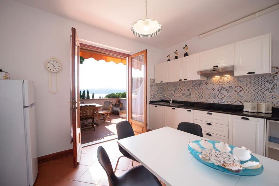 Residence Le Grazie Est Hotel in Capoliveri