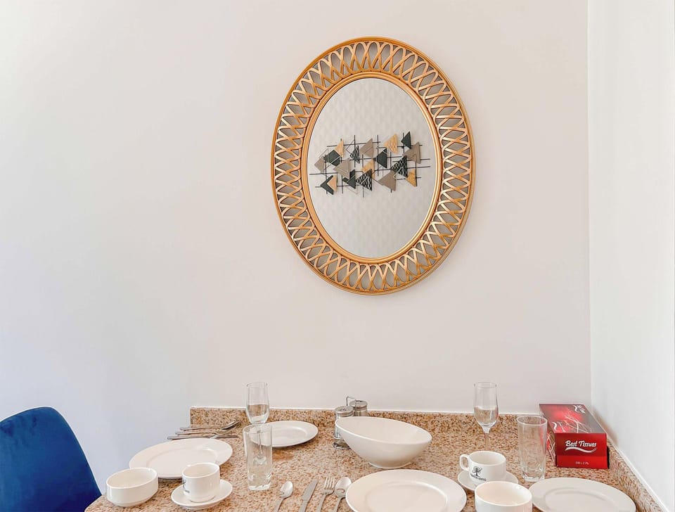Cosmos Living Modern Studio Near Dubai Marina Hotel in Dubai