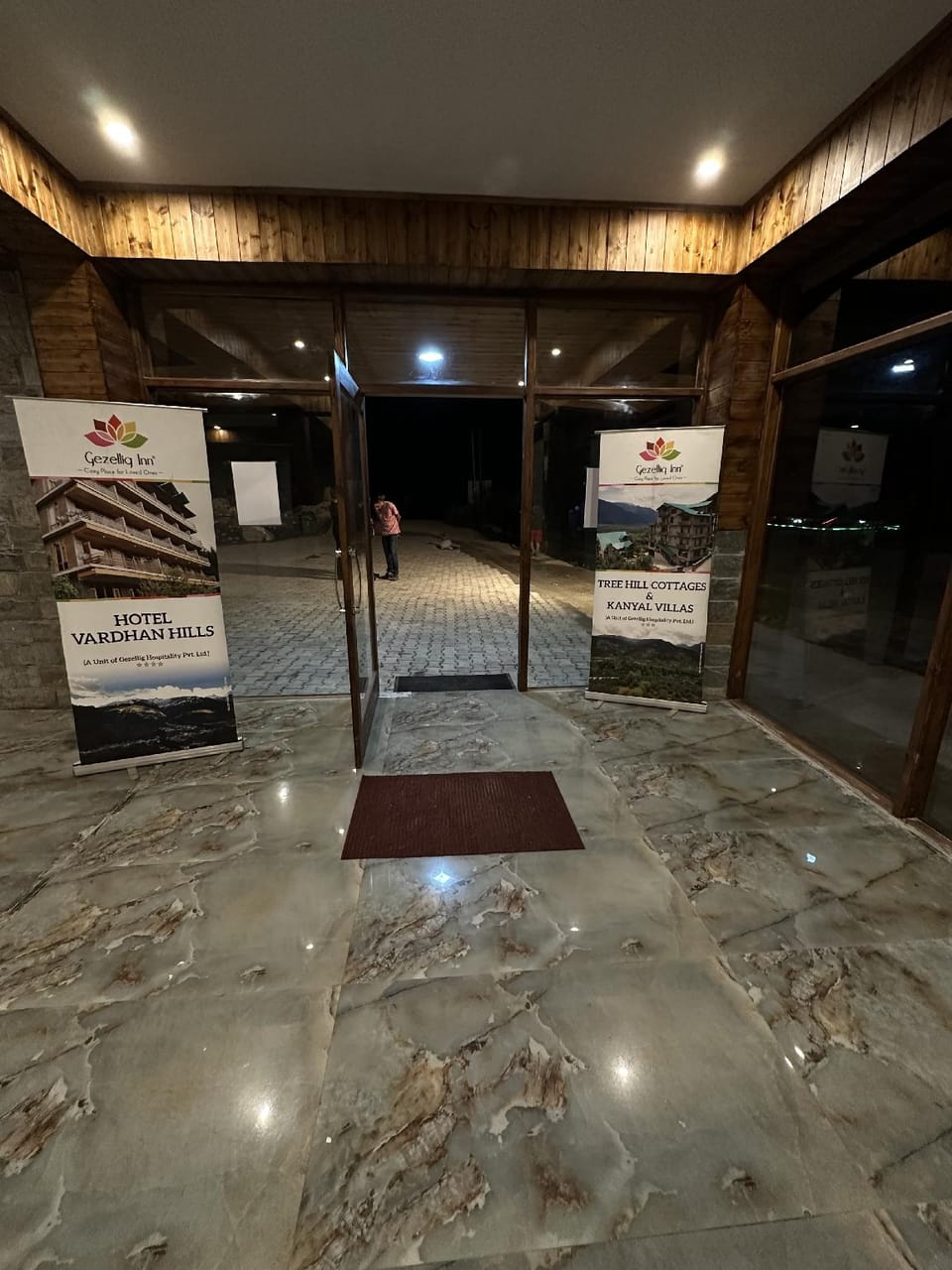 Gezellig Inn -Magic Mountain Hotel in Himachal Pradesh