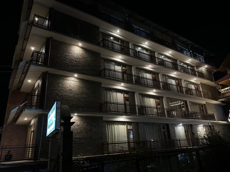 Gezellig Inn -Magic Mountain Hotel in Himachal Pradesh