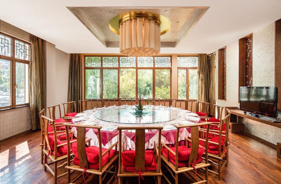 Julong Hotel Hotel in China