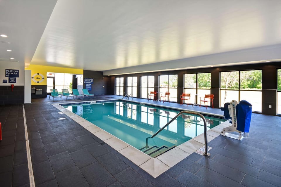 Tru by Hilton Sterling Heights Detroit Hotel in Sterling Heights