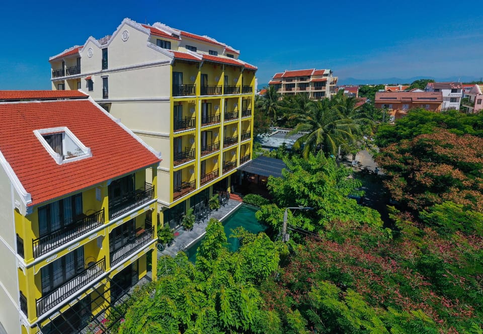 Hoi An Golden Holiday Villa Hotel in Hoi An
