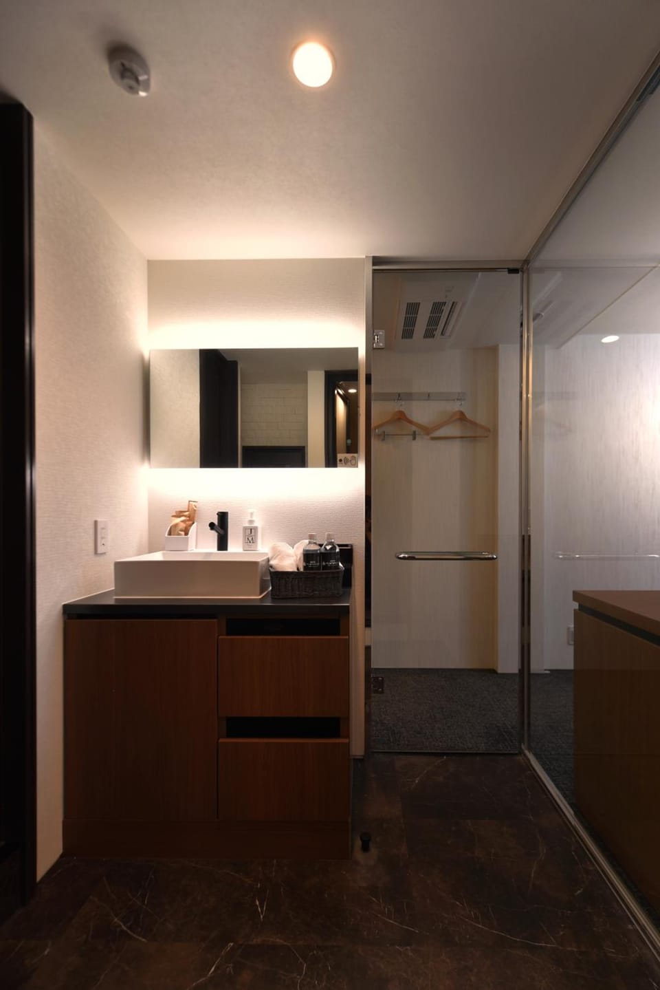 Hotel Platanus Shin Yokohama Hotel in Yokohama