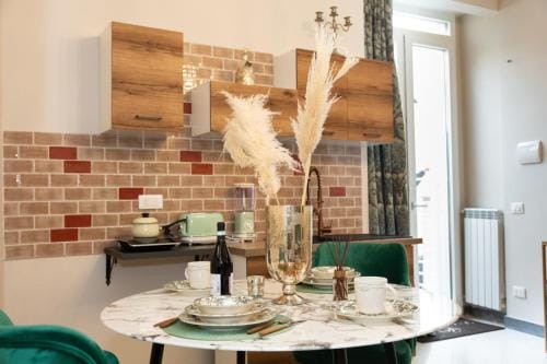 Femme noir Boutique Apartament Fitness e spa Hotel in Caserta
