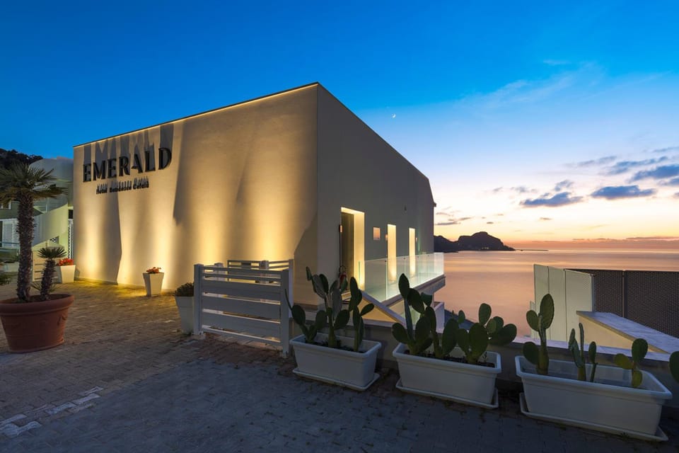 Emerald Hotel Residence Cefalu Hotel in Sicily