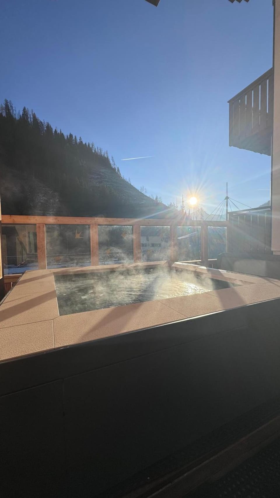 Naturae Lodge Wellness & Spa Hotel in Alleghe