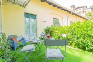 Villa Cardinal Ciceri - Penthouse Apartments. Hotel in Como