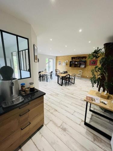 Chambres d'hotes Les Vernayes Hotel in Auvergne-Rhône-Alpes