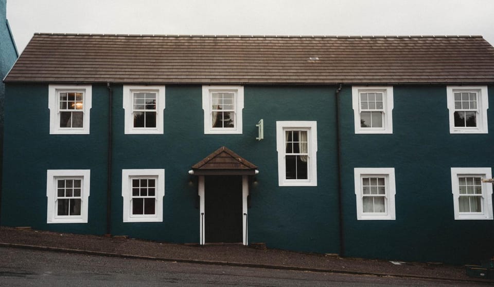 Roslyn House Hotel in Scotland