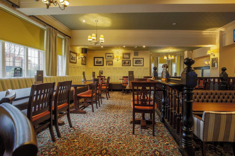 Fairway Inn Hotel in Manchester