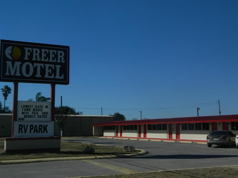Freer Motel Motel in Rio Grande