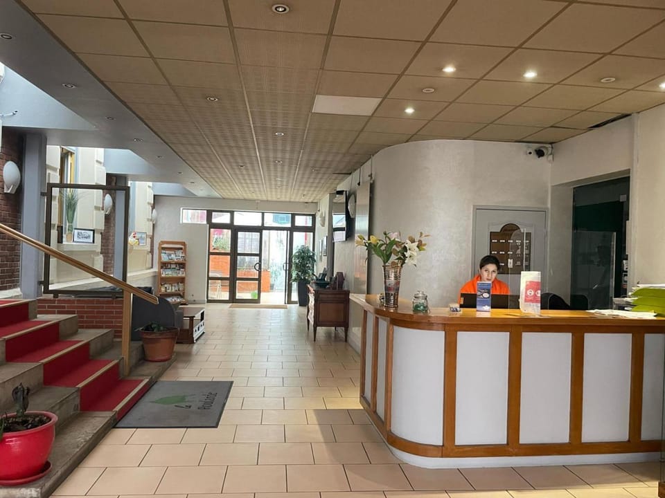 Hotel la Poularde Hotel in Gien