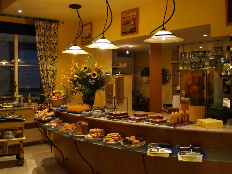 Les Reflets Jaunes Hotel in Wallonia, Belgium