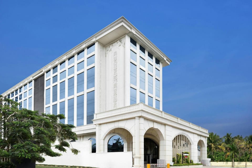 Courtyard by Marriott Bengaluru Hebbal Hotel in Bengaluru