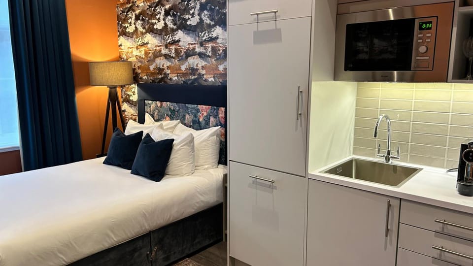 Heeton Concept Aparthotel Edinburgh Queen Street Apartment hotel in Edinburgh